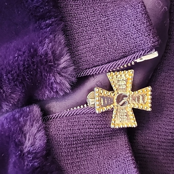Rare! St John Gold Zip Bomber Jacket Violet Faux Fur Embroidered Collar S - Picture 14 of 14